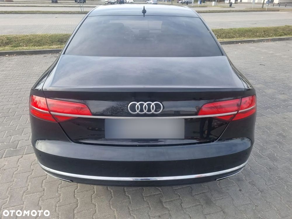 Audi A8 4.2 TDI DPF (clean diesel) quattro tiptronic - 6