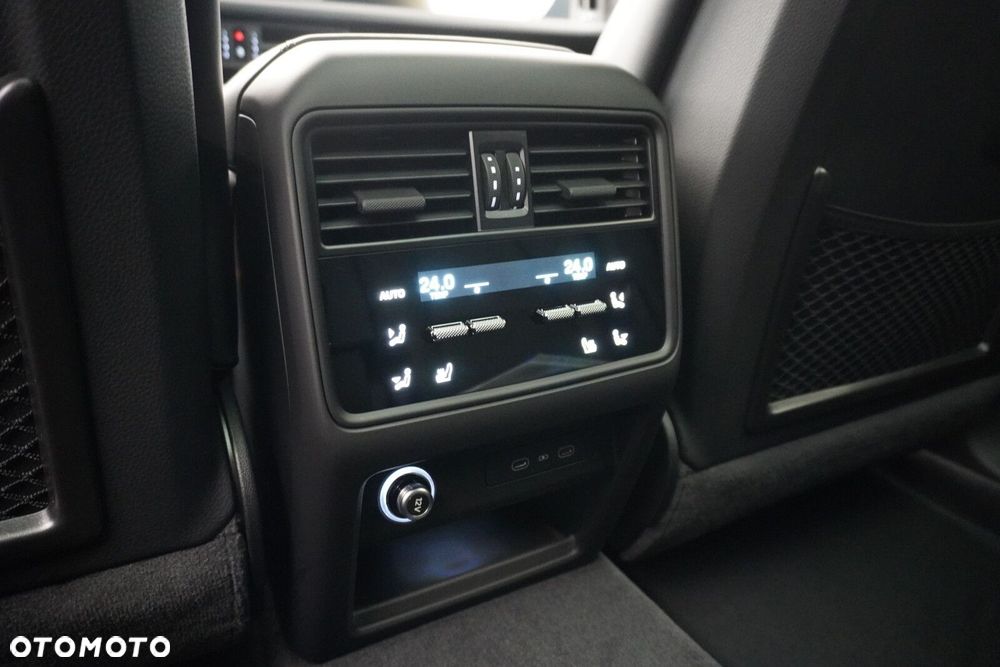 Porsche Cayenne E-Hybrid PHEV - 37