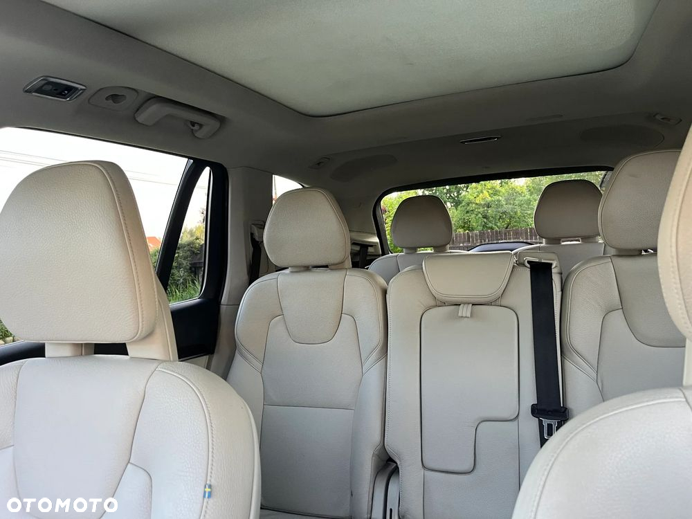 Volvo XC 90 - 13
