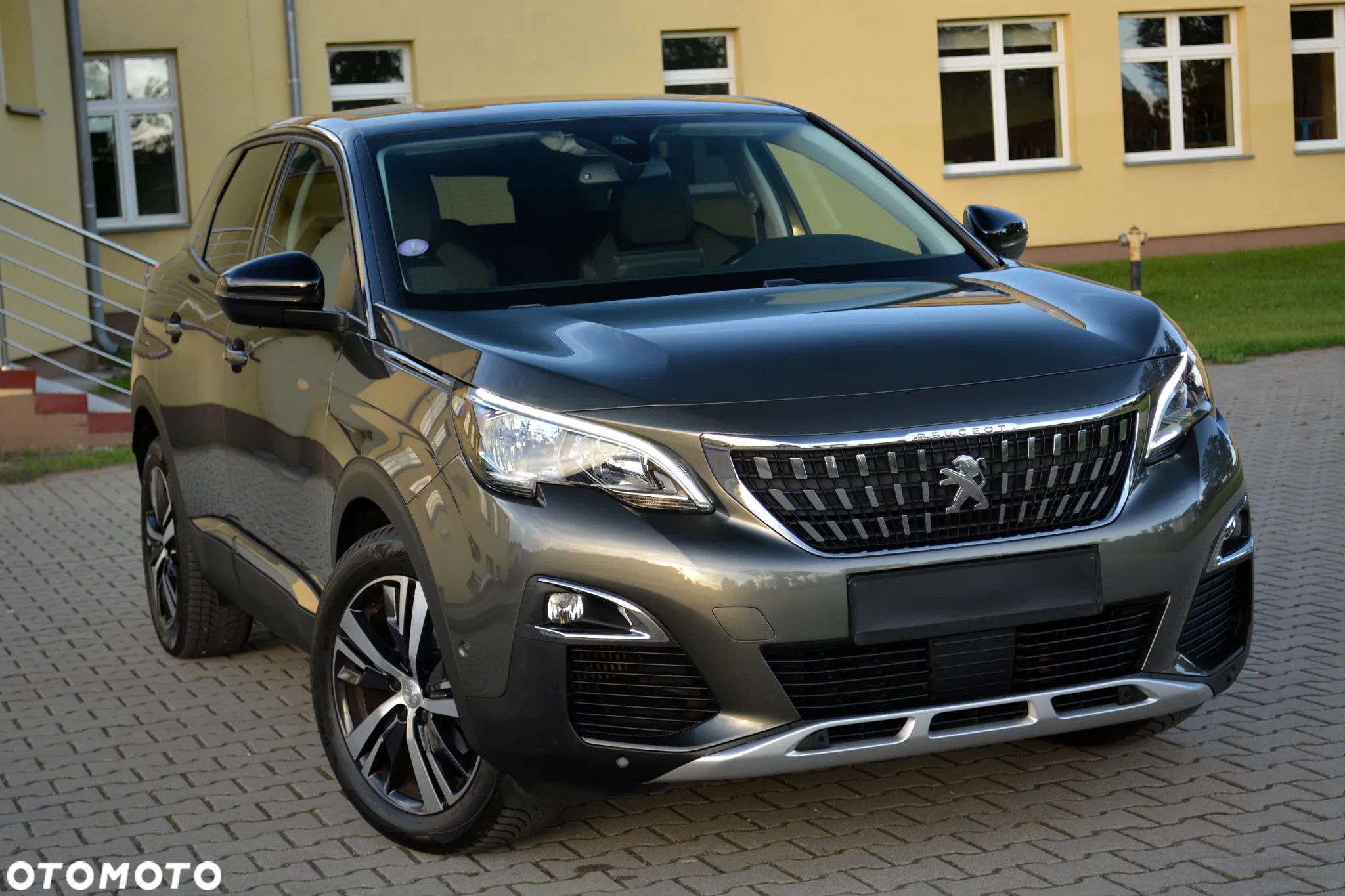 Peugeot 3008 1.2 PureTech Allure - 1