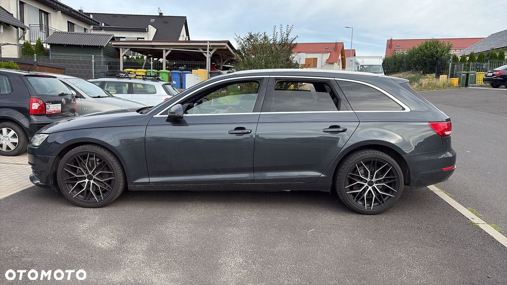Audi A4 Avant 2.0 TDI S tronic - 1