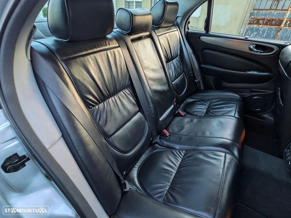 Jaguar XJ XJ6 2.7 D V6 Executive - 27