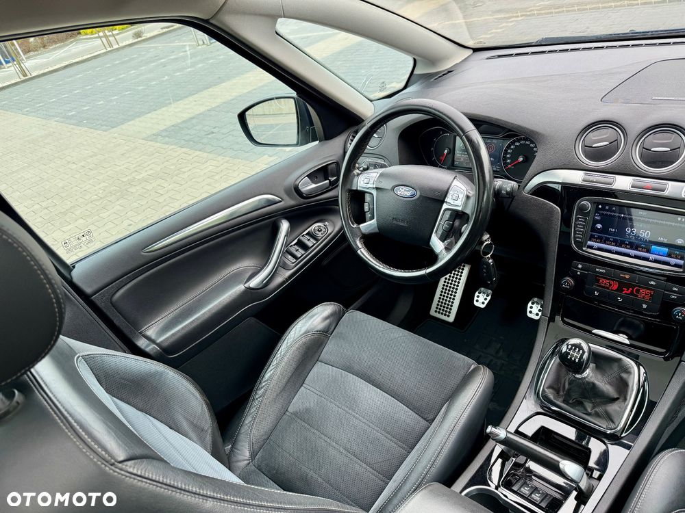 Ford S-Max 2.0 TDCi DPF Titanium X - 21