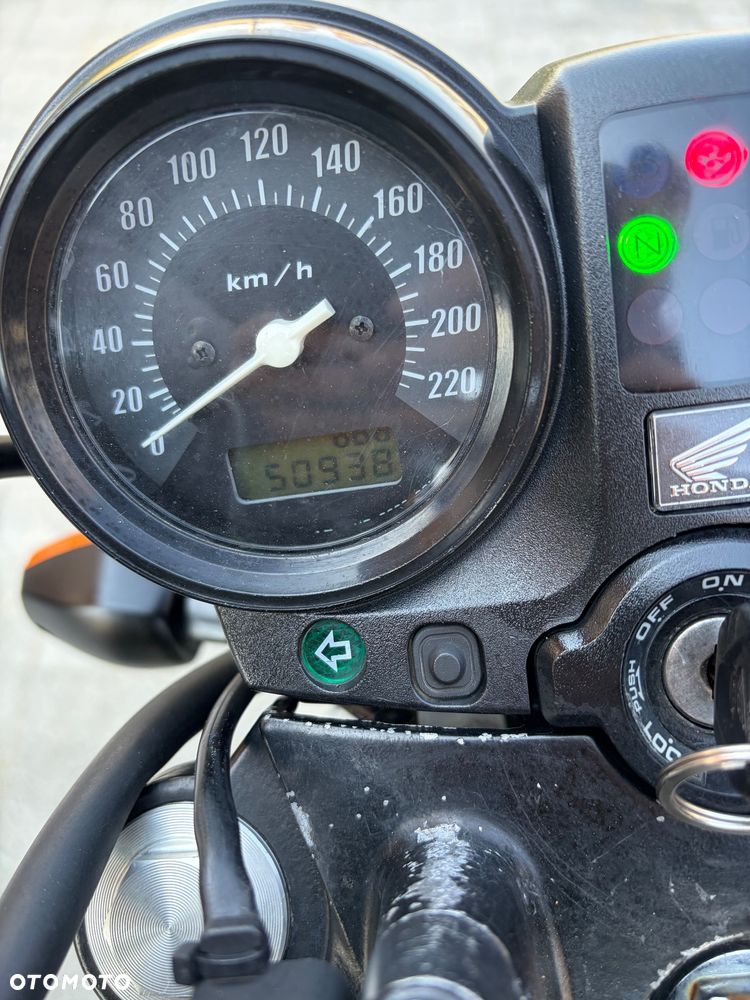 Honda CBF - 23