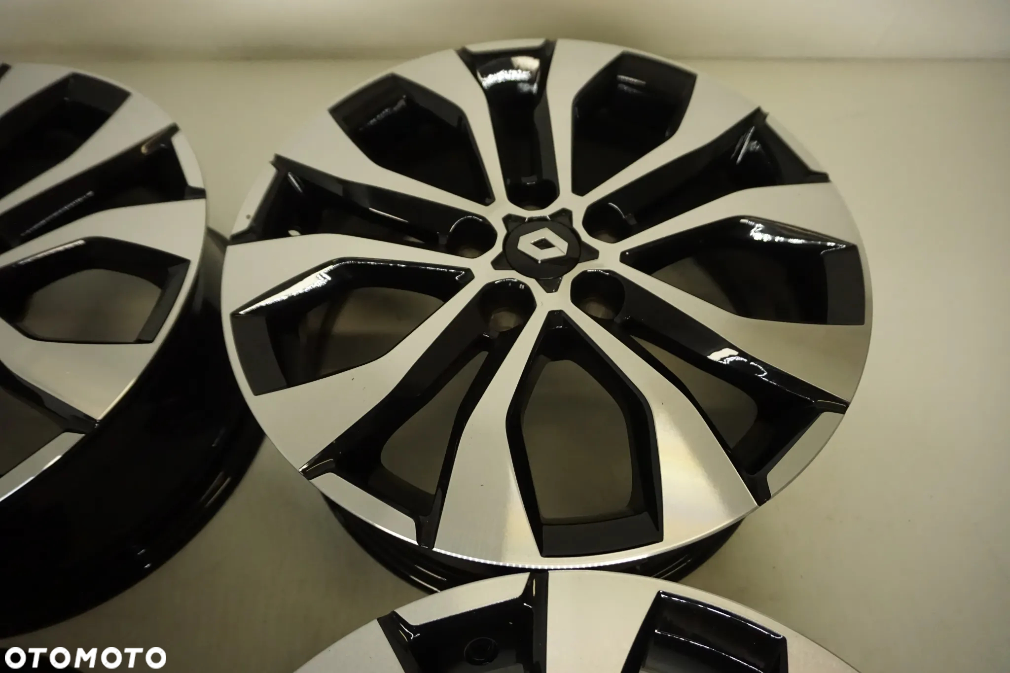 FELGI ALUMINIOWE 17 RENAULT SYMBIOZ EXPRESS ZOE  CAPTUR II KADJAR KOLEOS MEGANE SCENIC TALISMAN ESPACE LAGUNA III FLUENCE KANGOO ORYGINAŁ - 3