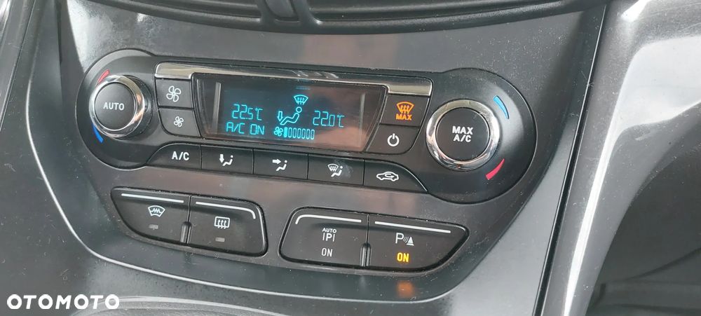Ford Kuga 2.0 TDCi Individual - 3