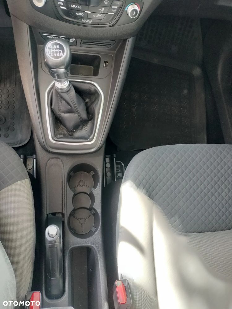 Ford Tourneo Courier 1.0 EcoBoost Trend - 12