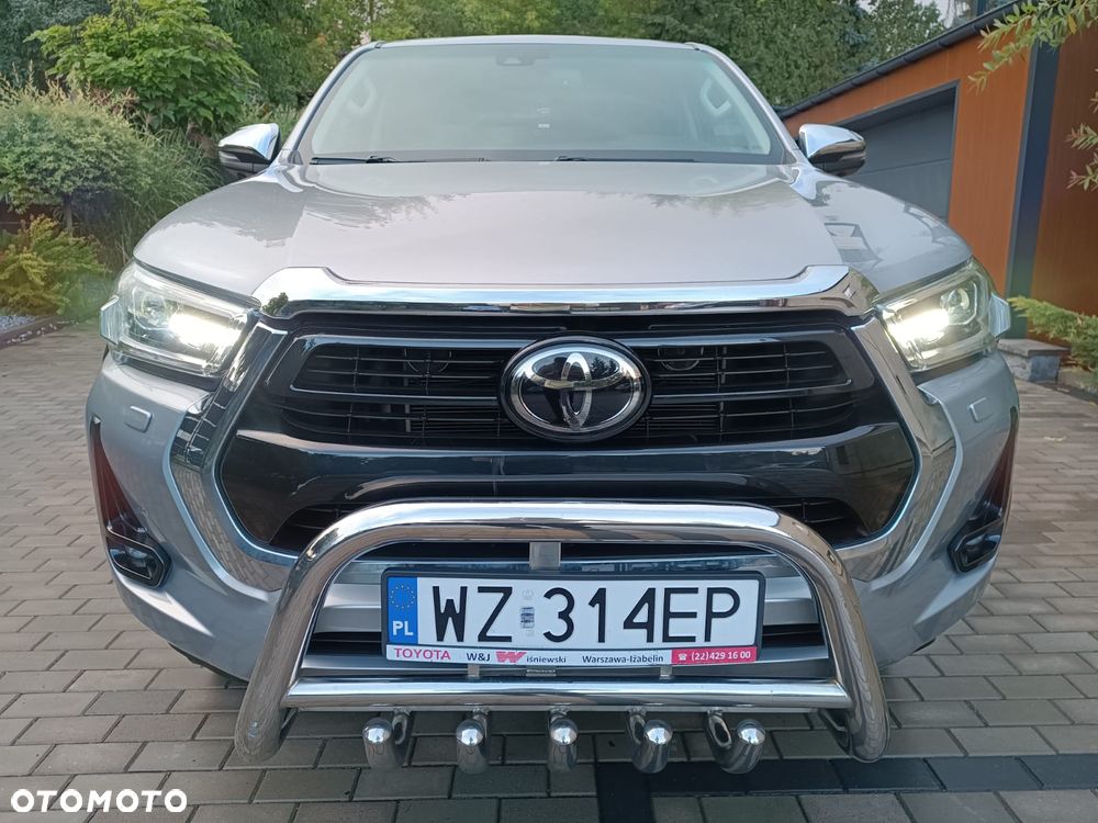 Toyota Hilux 2.8 D-4D Double Cab Invincible Sport 4x4 - 24