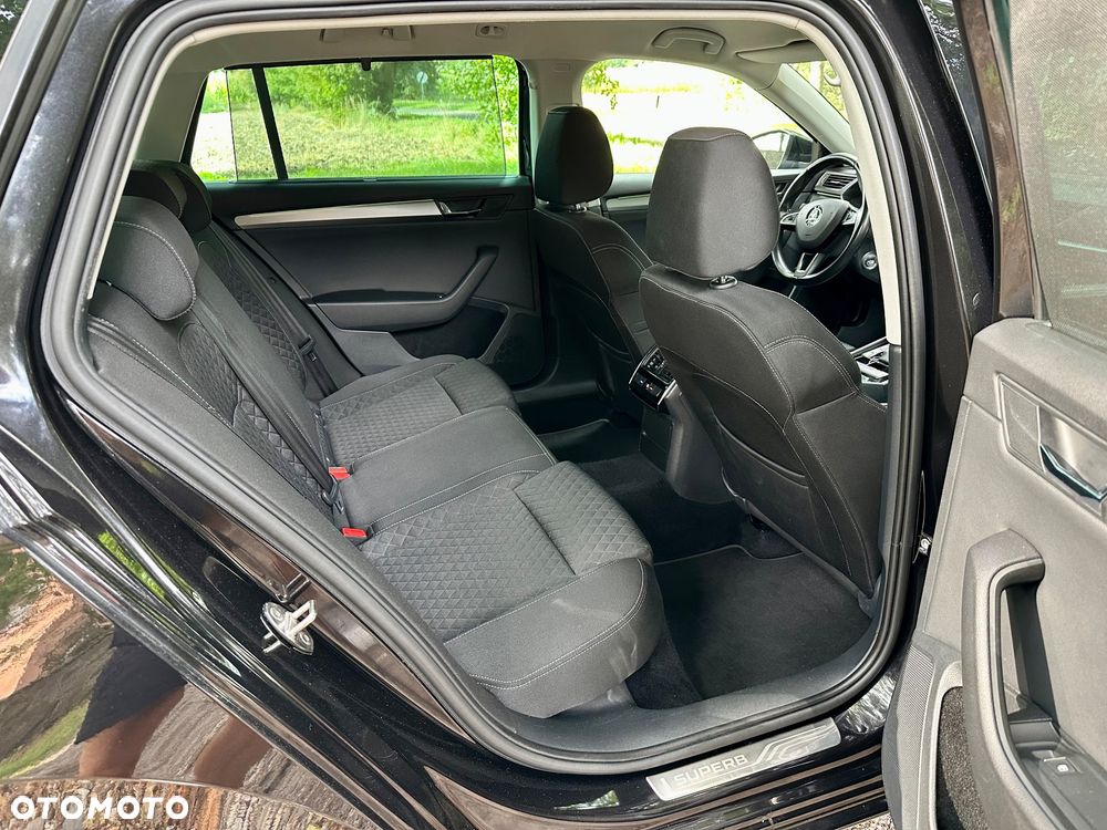 Skoda Superb 2.0 TDI DSG L&K - 12