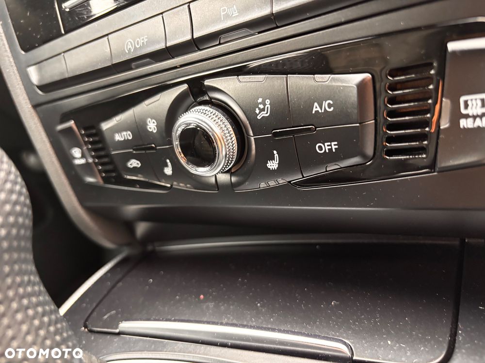 Audi A4 Avant 2.0 TDI DPF clean diesel S line Sportpaket - 22