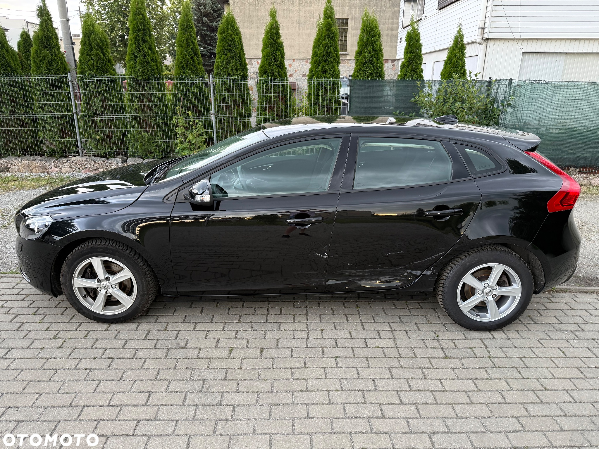 Volvo V40 T3 Drive-E Momentum - 3