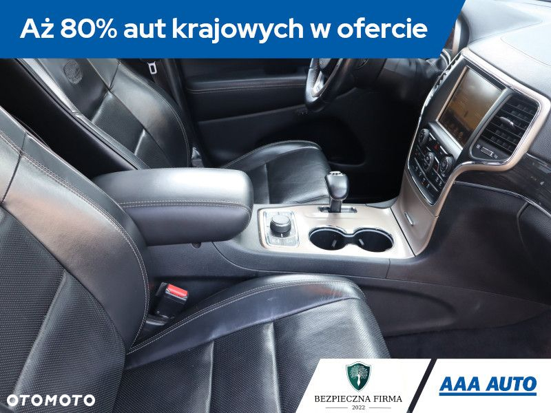 Jeep Grand Cherokee - 10