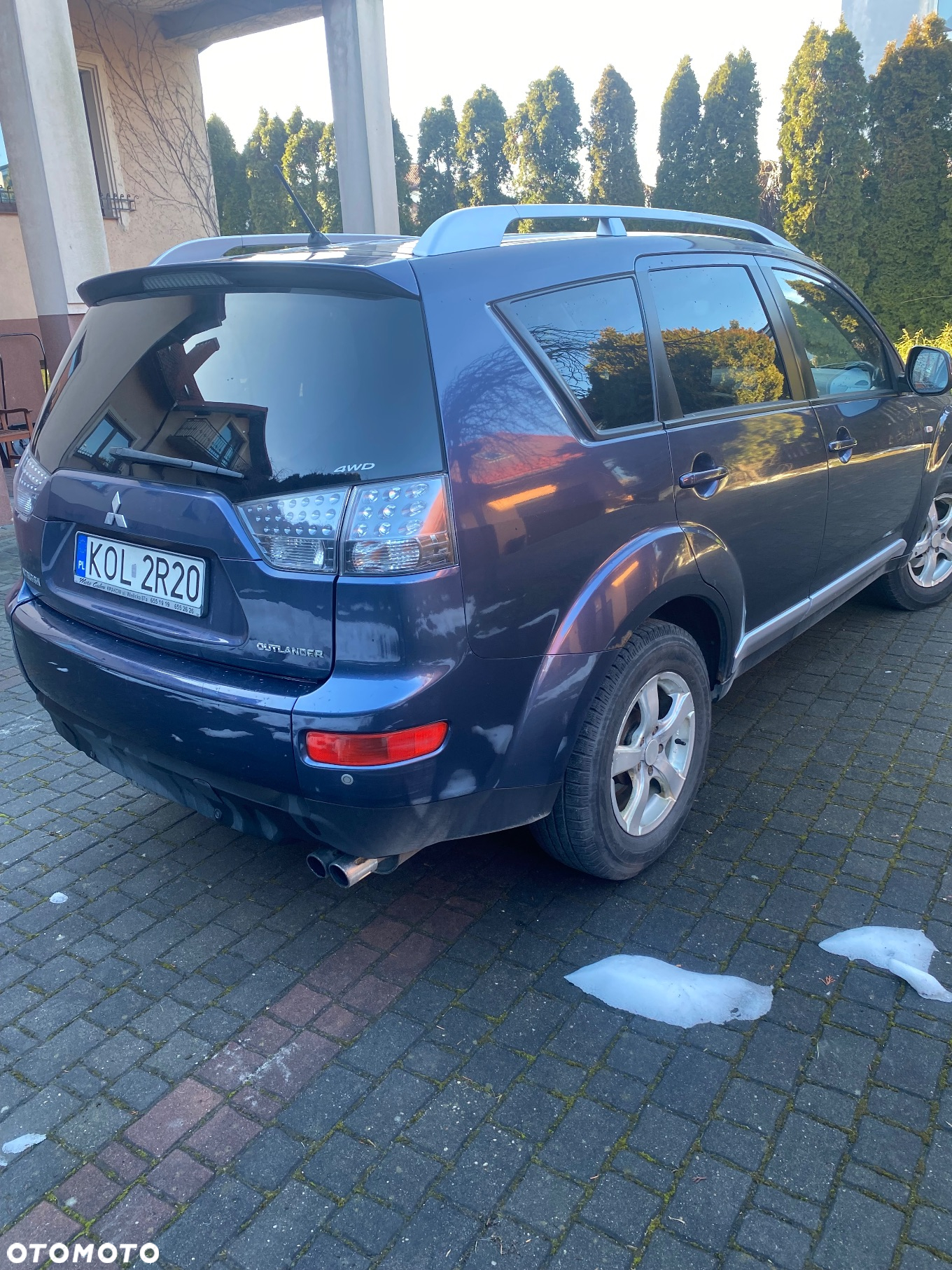 Mitsubishi Outlander 2.0 DID Intense + - 4