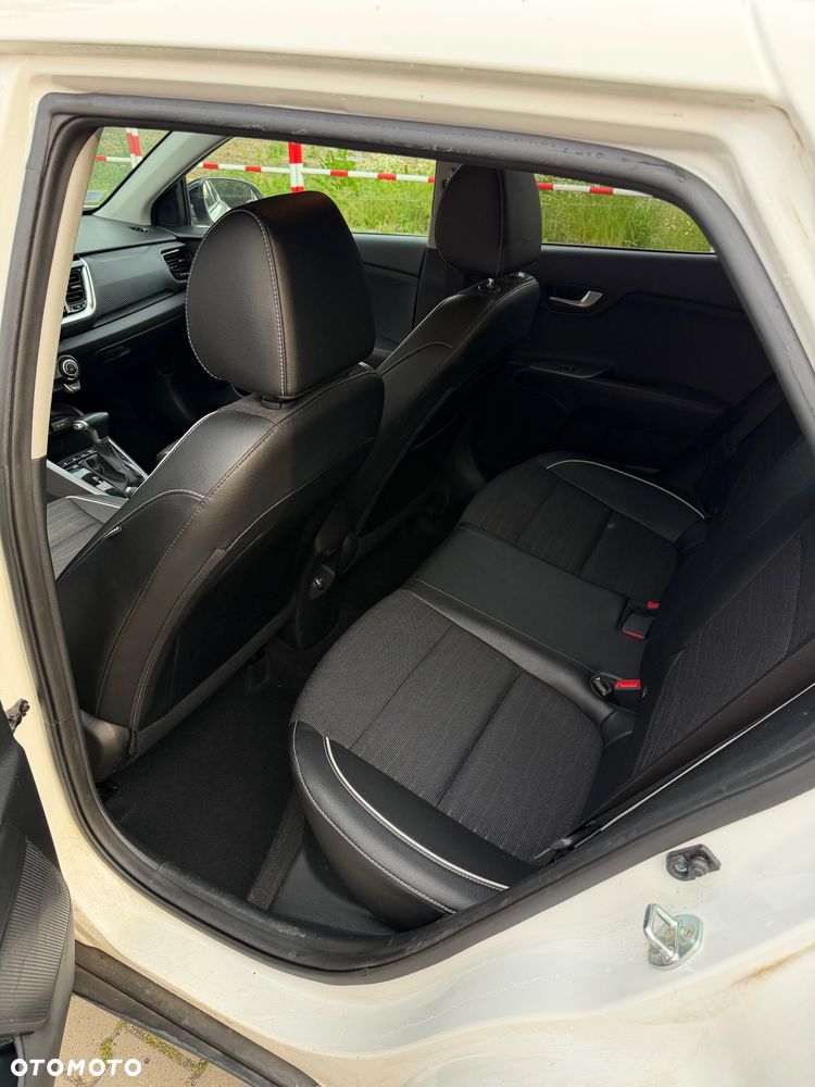 Kia Stonic 1.0 T-GDI MHEV GT Line DCT - 21