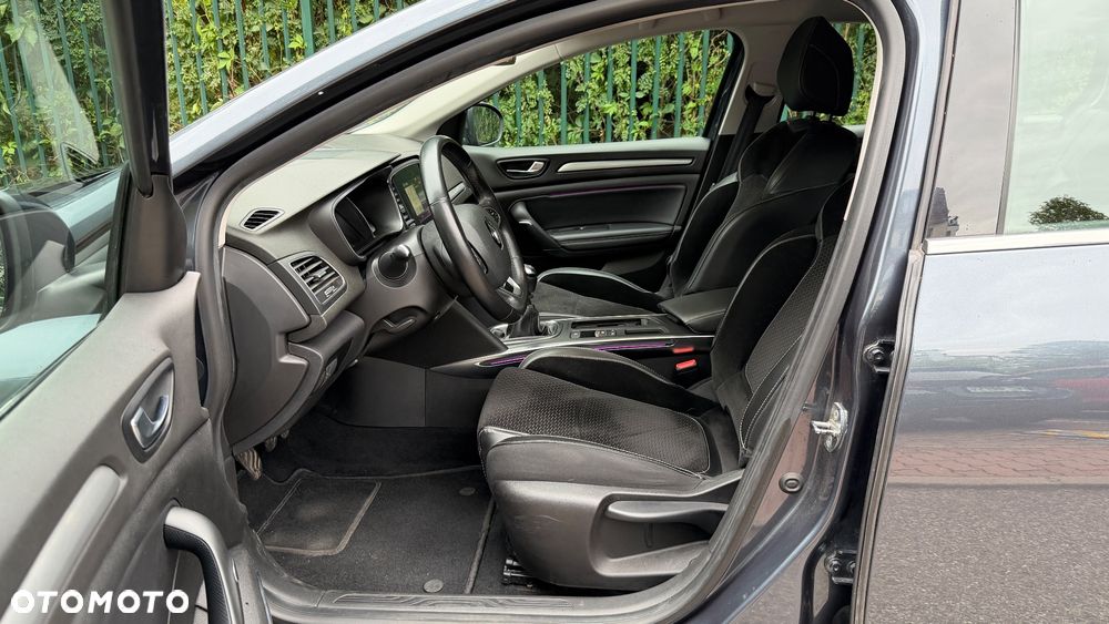 Renault Megane 1.3 TCe FAP Intens - 8