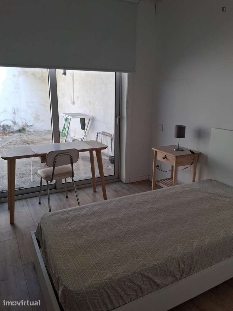 Quarto - localizado em Sé de Braga e São Lázaro Braga - Grande imagem: 5/20