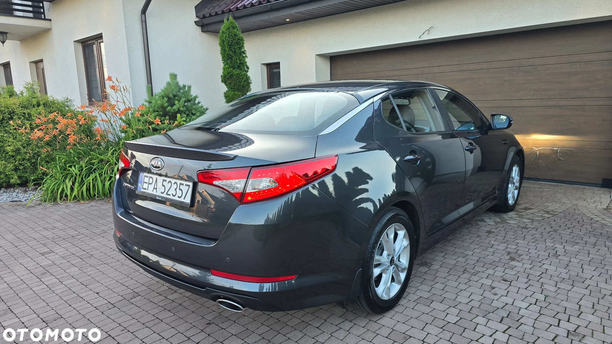 Kia Optima - 8