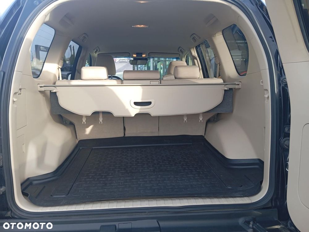 Toyota Land Cruiser - 14