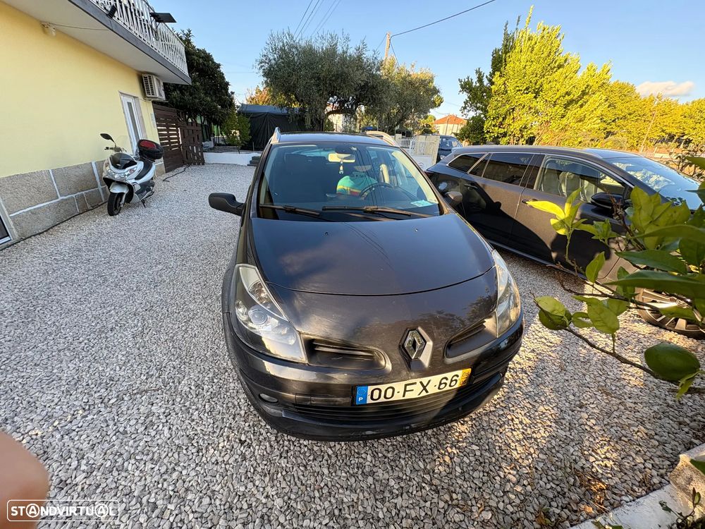 Renault Clio Sport Tourer - 1