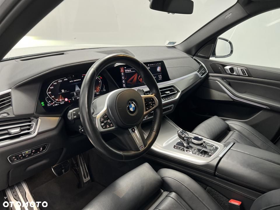 BMW X5 M M50d - 13