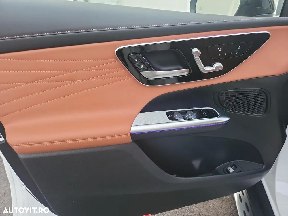 Mercedes-Benz GLC 300 e 4MATIC - 16
