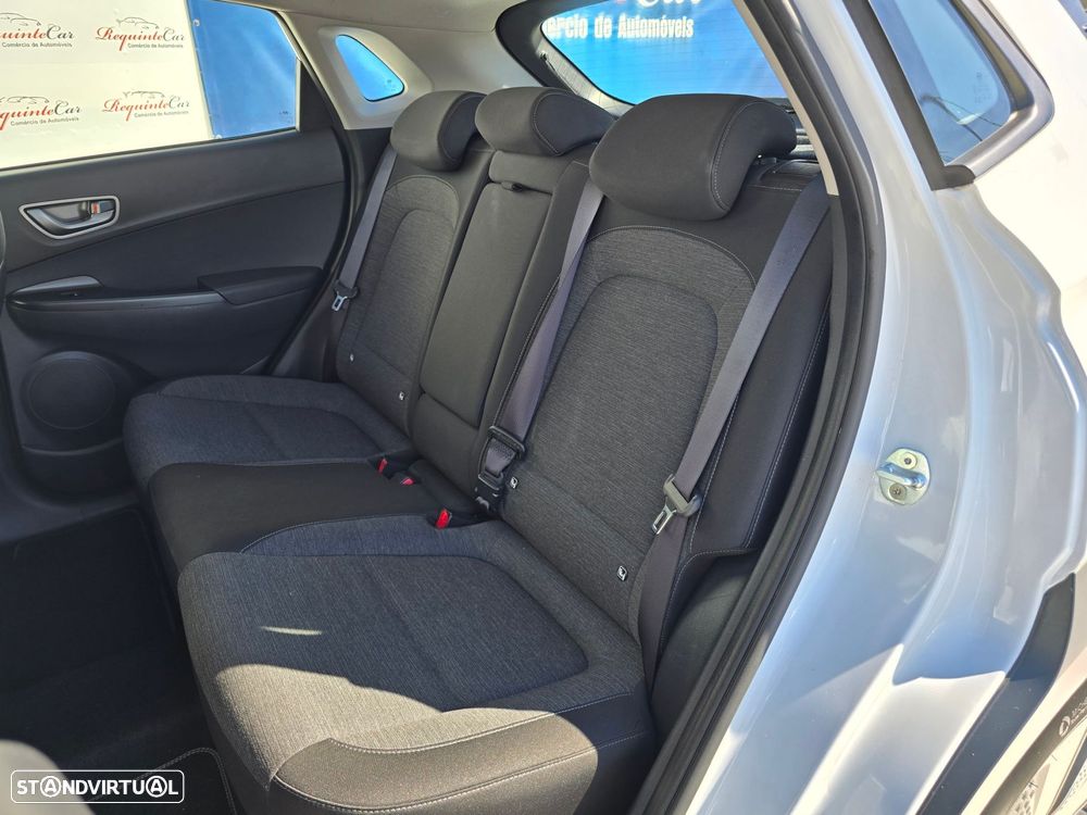 Hyundai Kauai EV 64.8 kWh Vanguard - 18