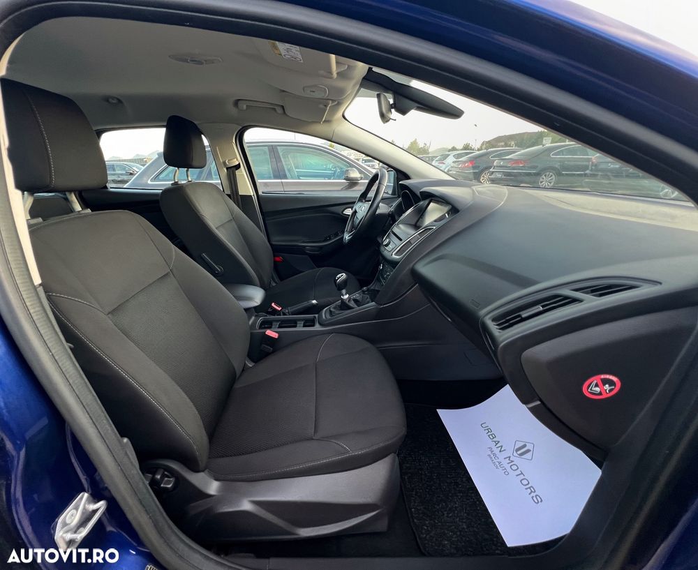 Ford Focus 1.5 EcoBlue Active Business - 15