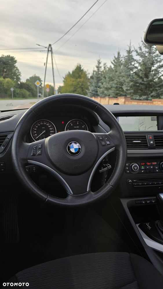 BMW X1 xDrive18d - 26