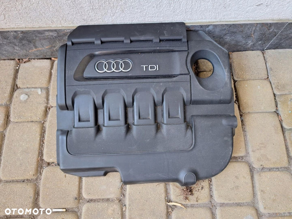 OSŁONA POKRYWY SILNIKA AUDI 2.0 TDI 04L103954