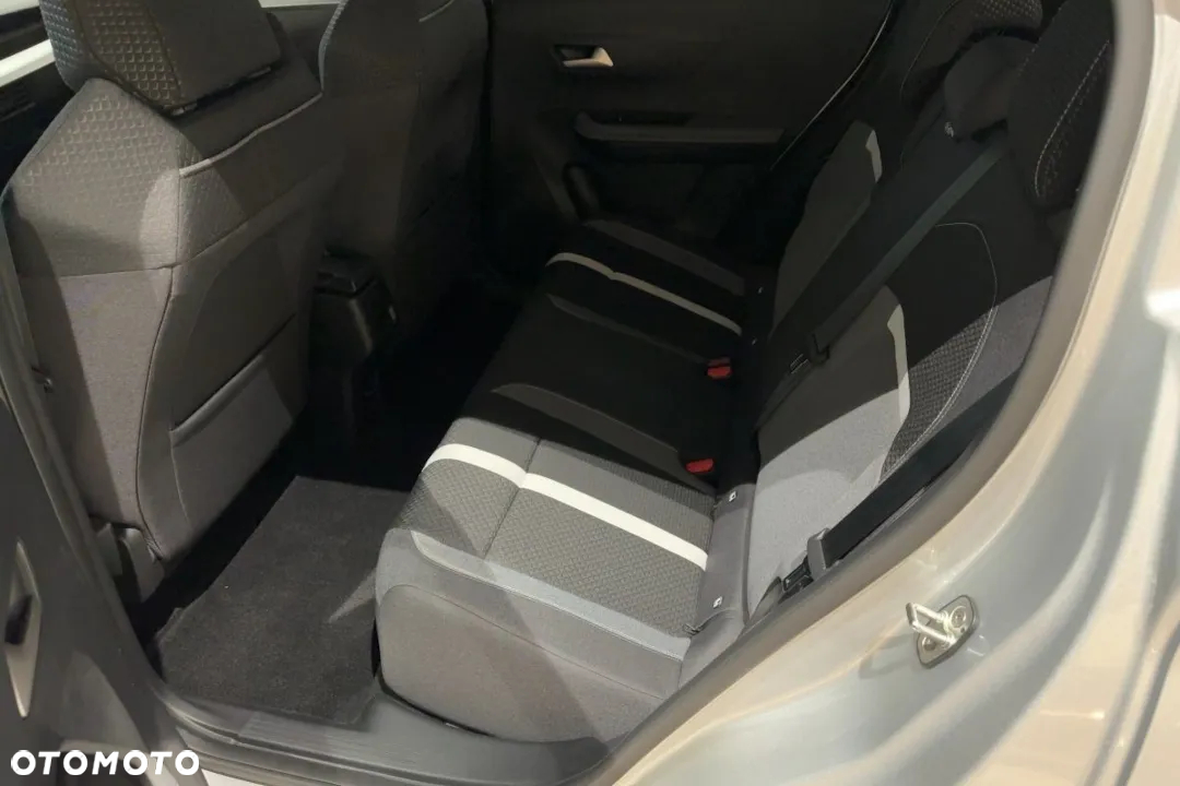 Opel Frontera - 11