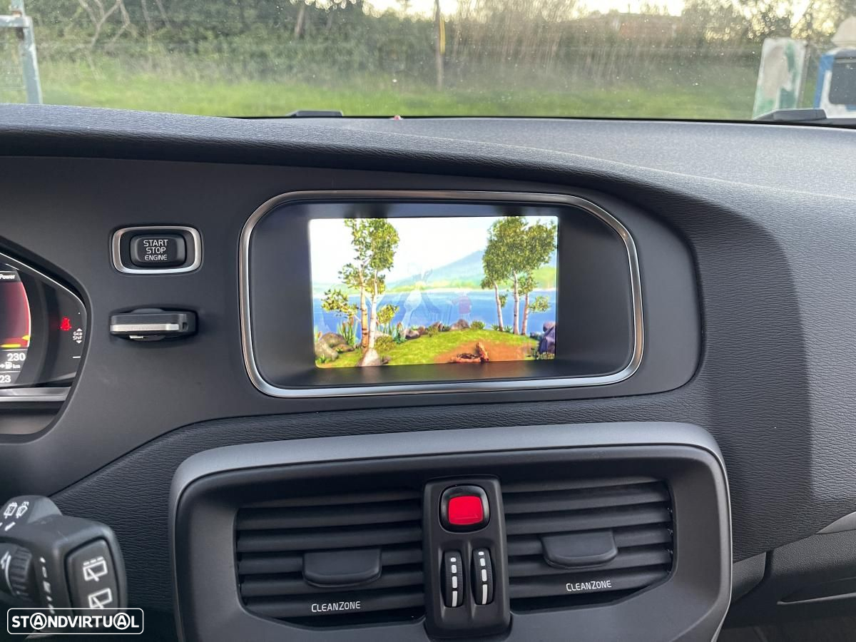 Volvo V40 2.0 D2 Momentum Eco - 30