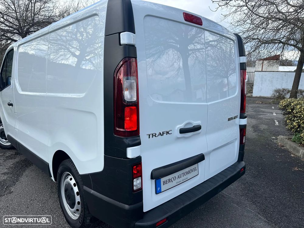 Renault Trafic 2.0DCi 130cv L1H1 - 14
