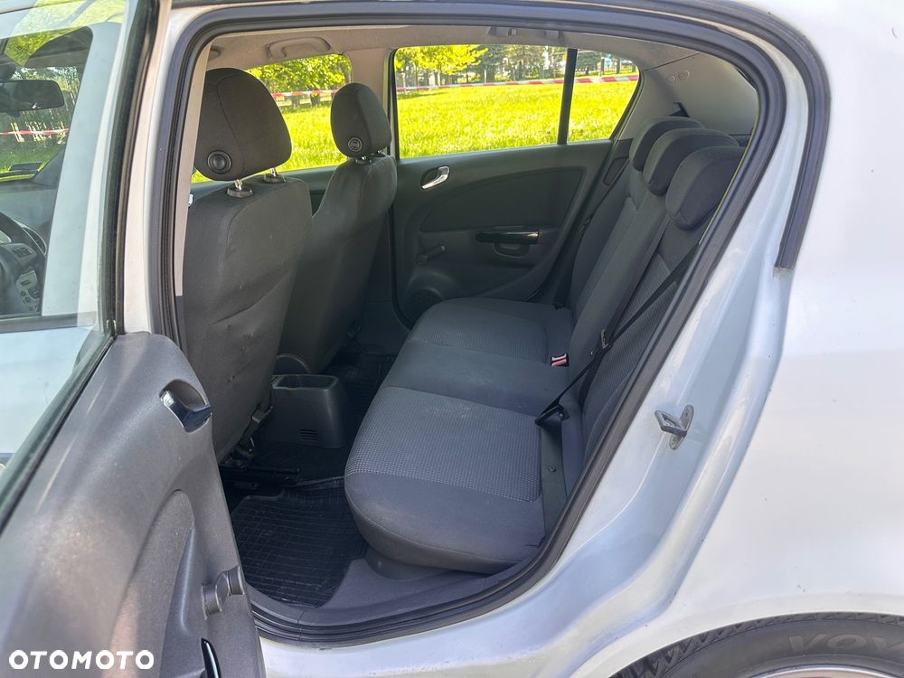 Opel Corsa - 8
