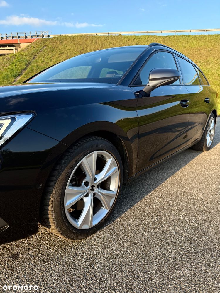 Seat Leon 2.0 TDI DSG FR Black Edition - 3