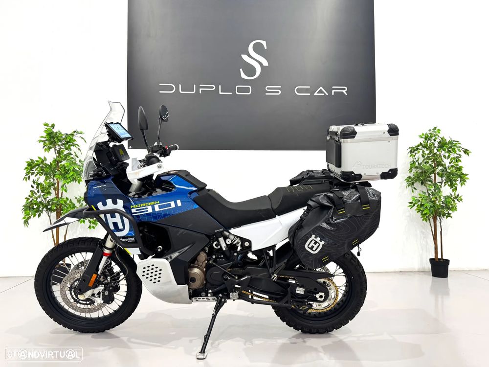 Husqvarna Norden 901 EXPEDITION - 3