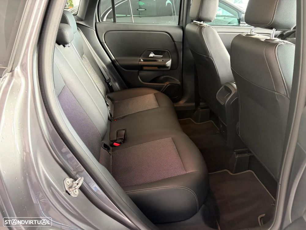 Mercedes-Benz GLA 180 d - 7