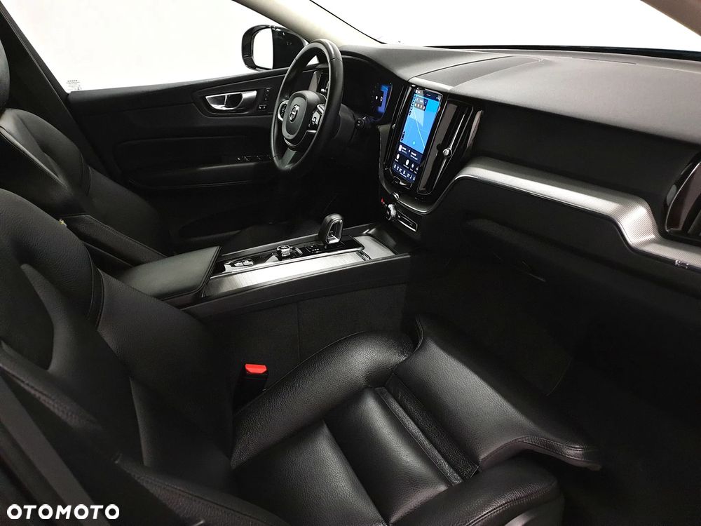 Volvo XC 60 B4 D Geartronic RDesign - 40