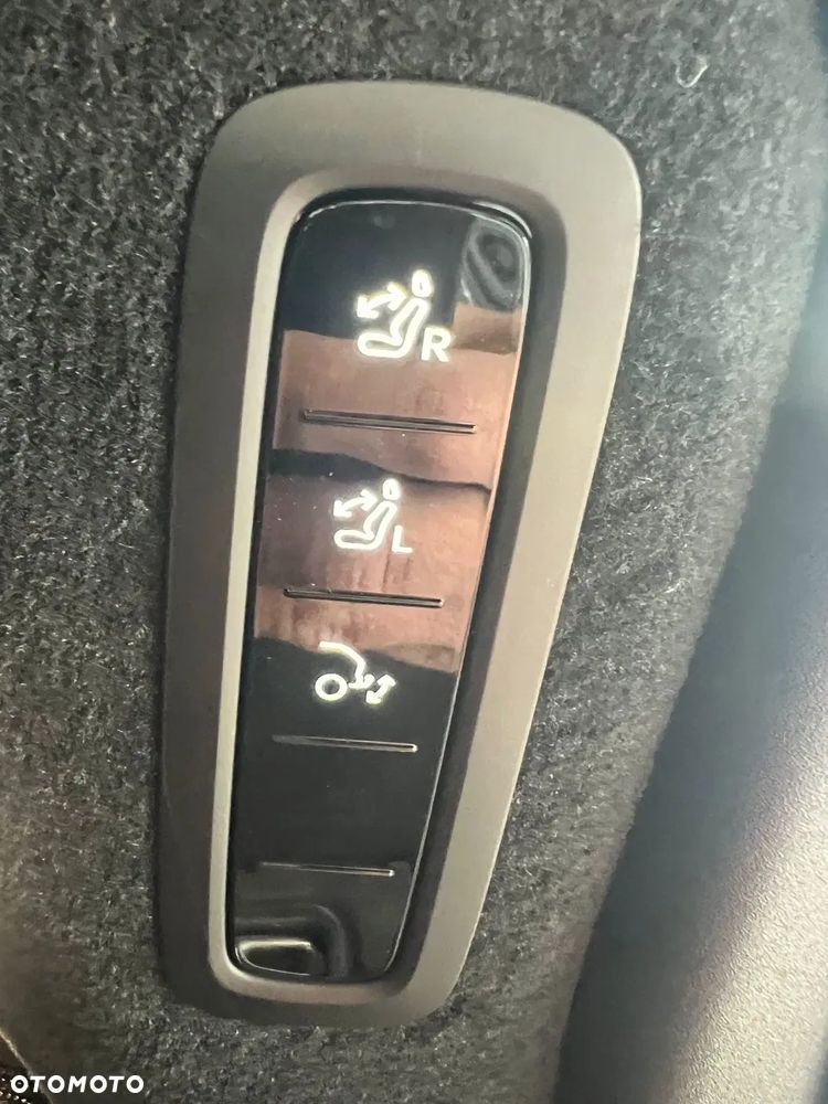 Volvo EX90 - 14