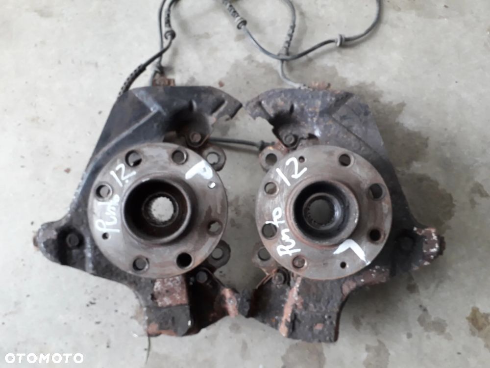 zwrotnica piasta przód lewa prawa Grande Punto Evo 1.2 - 1