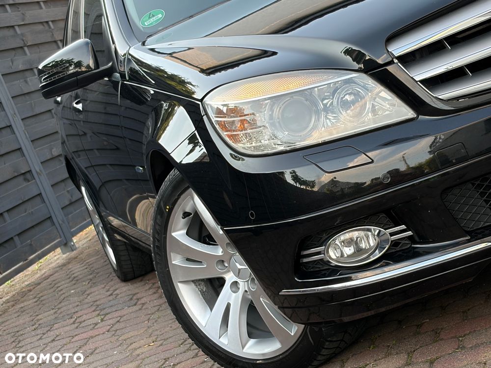 Mercedes-Benz Klasa C 180 Kompressor BlueEFFICIENCY Avantgarde - 10