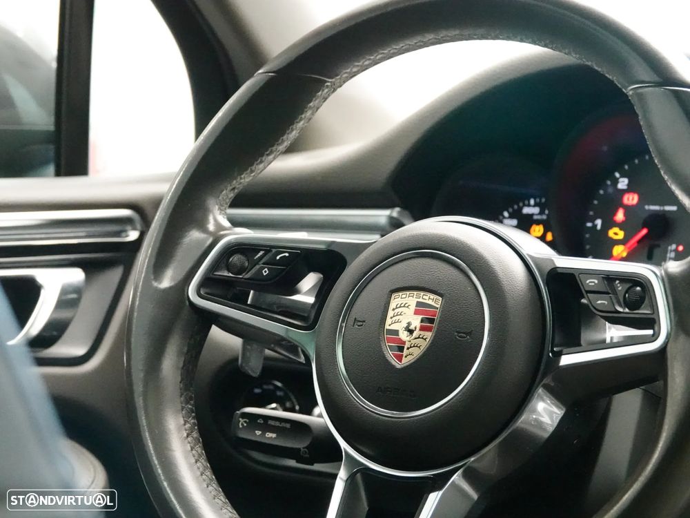 Porsche Macan S - 19