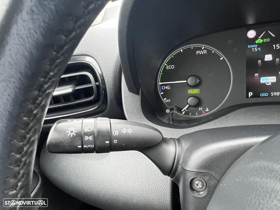 Toyota Yaris 1.5 HDF Comfort Plus - 27