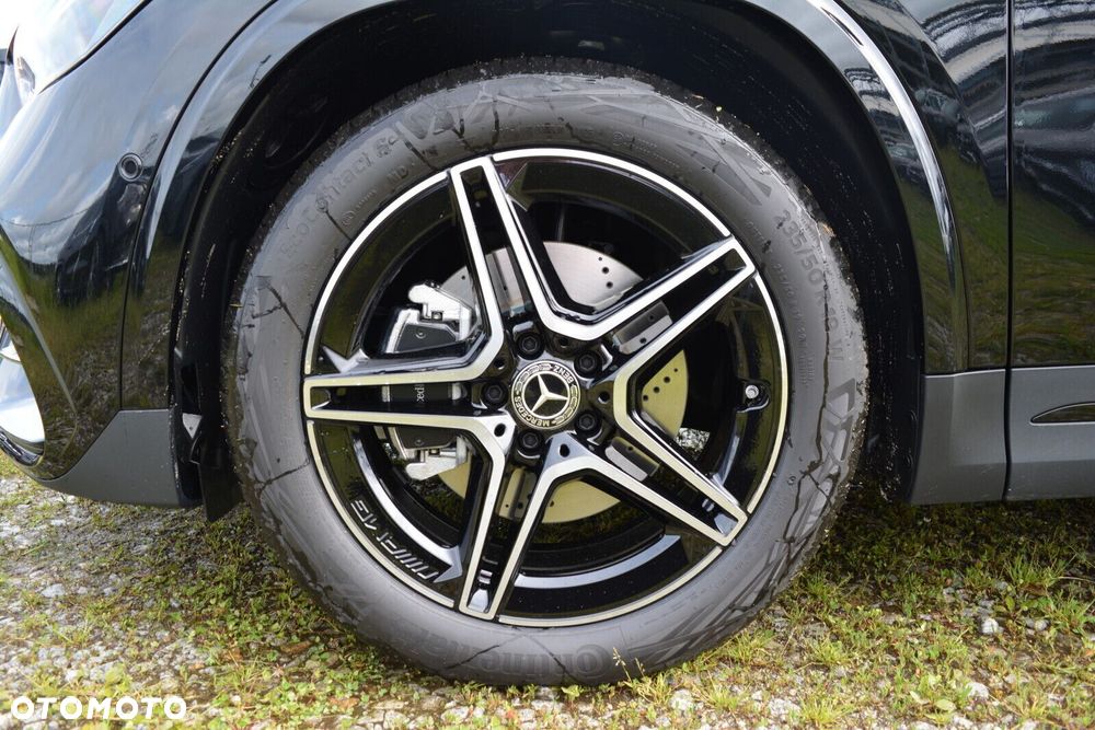 Mercedes-Benz GLA 200 AMG Line - 26