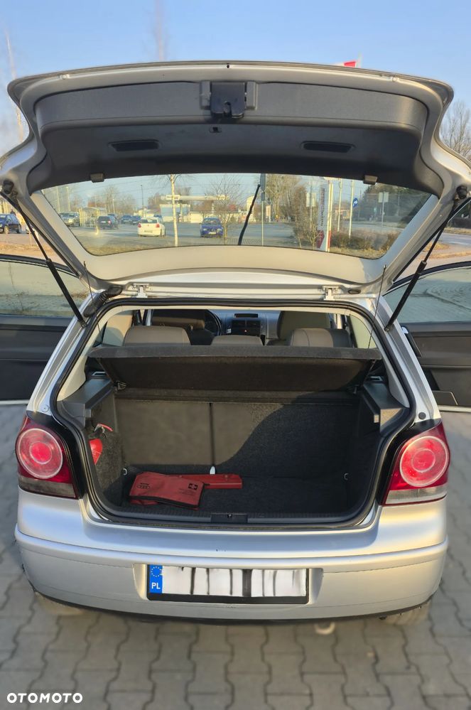 Volkswagen Polo 1.4 TDI Trendline - 12