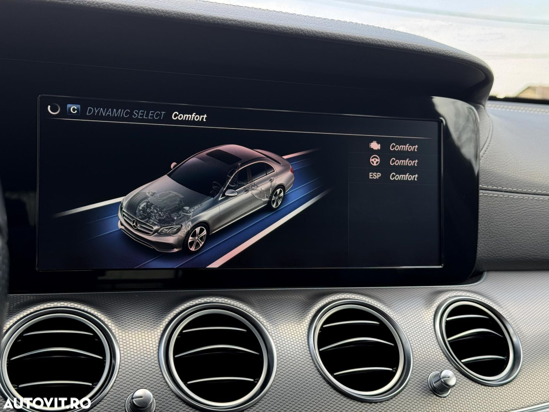 Mercedes-Benz E - 16