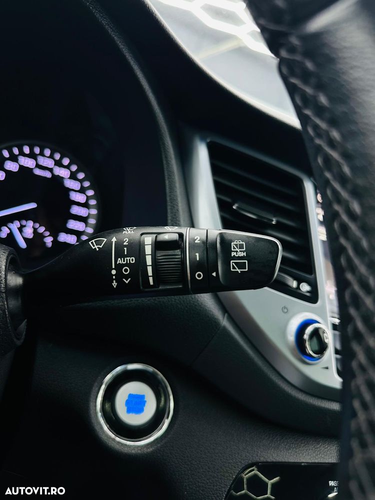 Hyundai Tucson blue 1.7 CRDi 2WD Passion Plus - 30