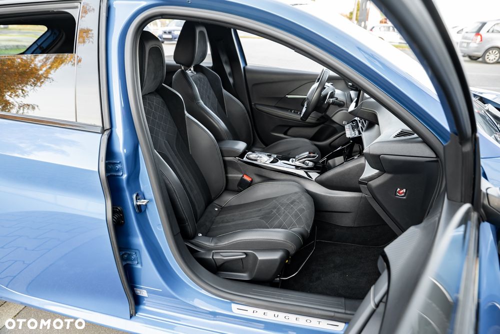 Peugeot 208 1.2 PureTech Allure S&S EAT8 - 24