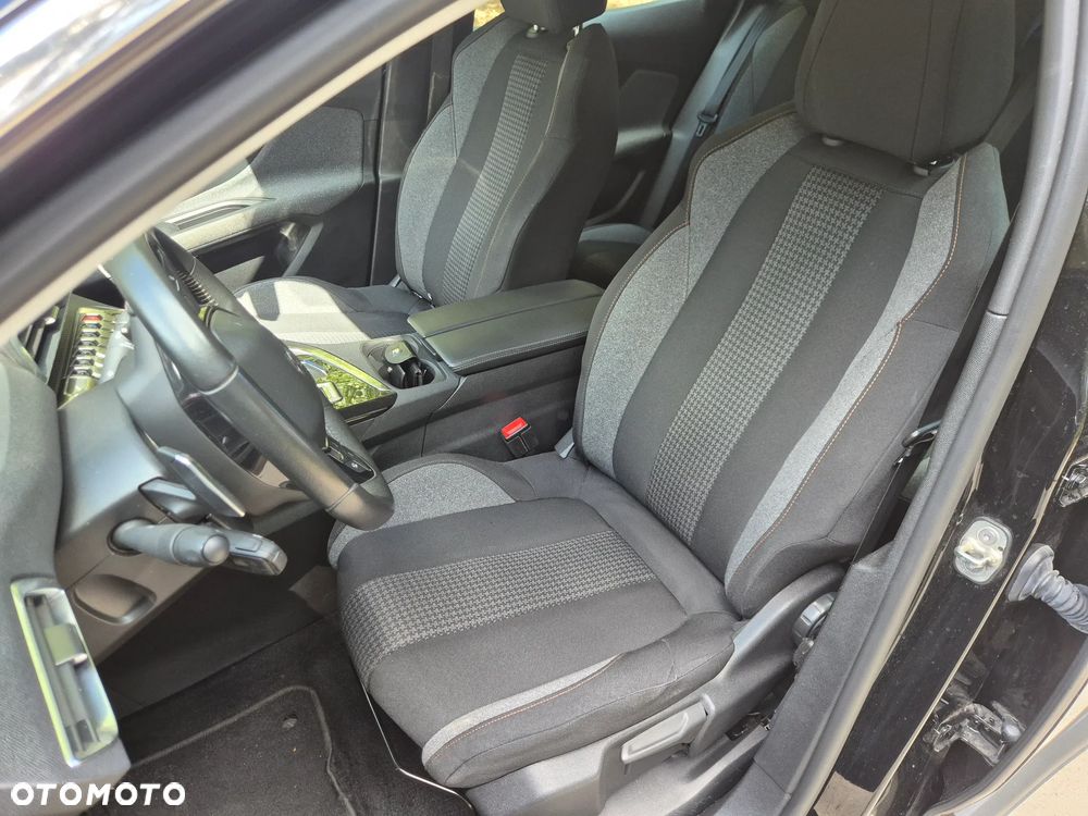 Peugeot 3008 BlueHDi 130 Stop & Start EAT8 Allure Business-Paket - 17