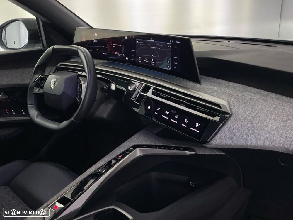 Peugeot 3008 1.2 Hybrid Allure e-DCS6 - 22
