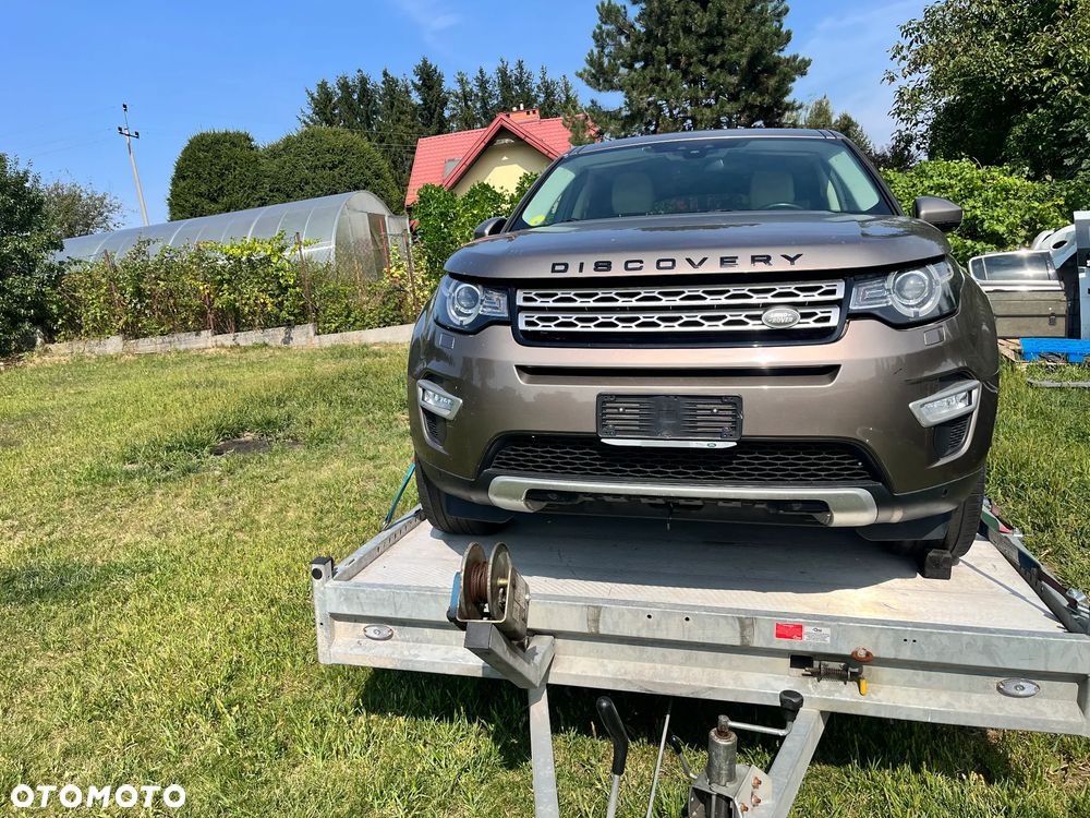 Land Rover Discovery Sport 2.0 TD4 HSE Luxury - 2
